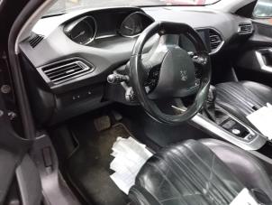 Cruise control sensor van een Peugeot 308 2014