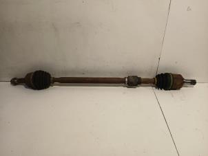 Gebruikte Homokineetas rechts-voor Mitsubishi Outlander Prijs € 75,00 Margeregeling aangeboden door Van der Ven Autorecycling B.V.