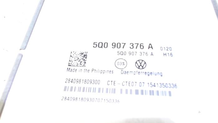 Gebruikte Computer hoogteregeling Volkswagen E-Golf Prijs € 21,00 Margeregeling aangeboden door Van der Ven Autorecycling B.V.