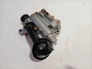 Gebruikte Oliepomp Volkswagen E-Golf Prijs € 149,00 Margeregeling aangeboden door Van der Ven Autorecycling B.V.