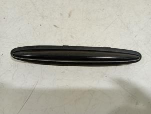 Gebruikte Display Interieur Mercedes A-Klasse Prijs € 20,00 Margeregeling aangeboden door Van der Ven Autorecycling B.V.