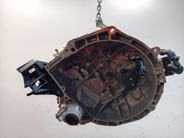 Gebruikte Schakelbakrubber Peugeot 208 Prijs € 74,99 Margeregeling aangeboden door Van der Ven Autorecycling B.V.