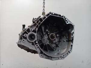 Gebruikte Versnellingsbak Renault Megane Prijs € 549,99 Margeregeling aangeboden door Van der Ven Autorecycling B.V.