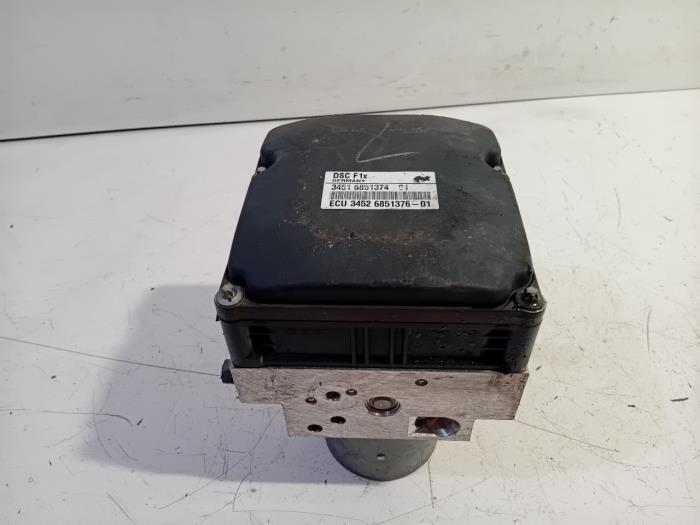 Gebruikte ABS Pomp BMW 5-Serie Prijs € 187,00 Margeregeling aangeboden door Van der Ven Autorecycling B.V.