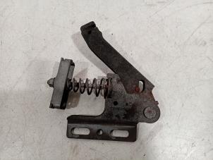 Gebruikte Diversen Mercedes Vito Prijs € 30,00 Margeregeling aangeboden door Van der Ven Autorecycling B.V.