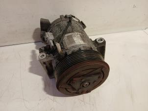 Gebruikte Aircopomp Renault Clio Prijs € 50,00 Margeregeling aangeboden door Van der Ven Autorecycling B.V.