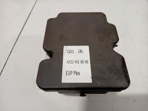 Gebruikte ABS Pomp Mercedes E-Klasse Prijs € 110,00 Margeregeling aangeboden door Van der Ven Autorecycling B.V.