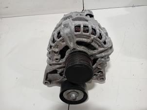 Gebruikte Alternator Mercedes E-Klasse Prijs € 80,00 Margeregeling aangeboden door Van der Ven Autorecycling B.V.