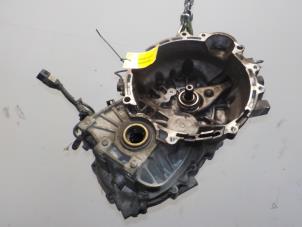 Gebruikte Versnellingsbak Kia Cerato Prijs € 340,00 Margeregeling aangeboden door Van der Ven Autorecycling B.V.