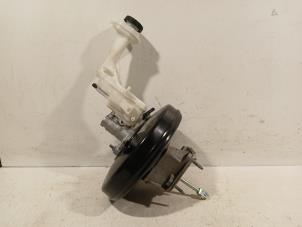 Gebruikte Hoofdremcilinder Nissan Qashqai Prijs € 50,00 Margeregeling aangeboden door Van der Ven Autorecycling B.V.