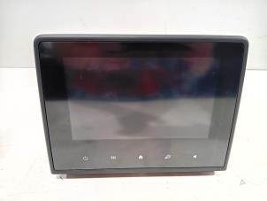 Gebruikte Display Interieur Renault Clio Prijs € 127,00 Margeregeling aangeboden door Van der Ven Autorecycling B.V.