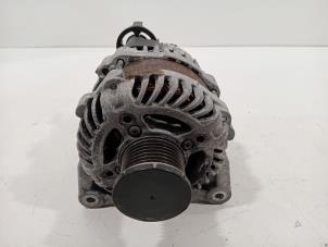 Gebruikte Dynamo Renault Grand Scenic Prijs € 56,00 Margeregeling aangeboden door Van der Ven Autorecycling B.V.