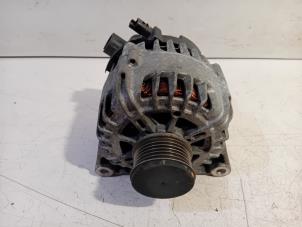 Gebruikte Alternator Opel Corsa Prijs € 45,00 Margeregeling aangeboden door Van der Ven Autorecycling B.V.