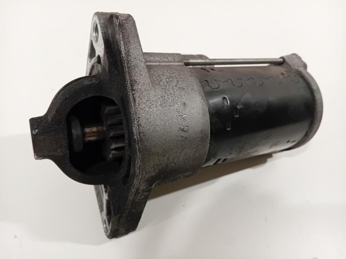 Computer Motormanagement van een Opel Vivaro 2017