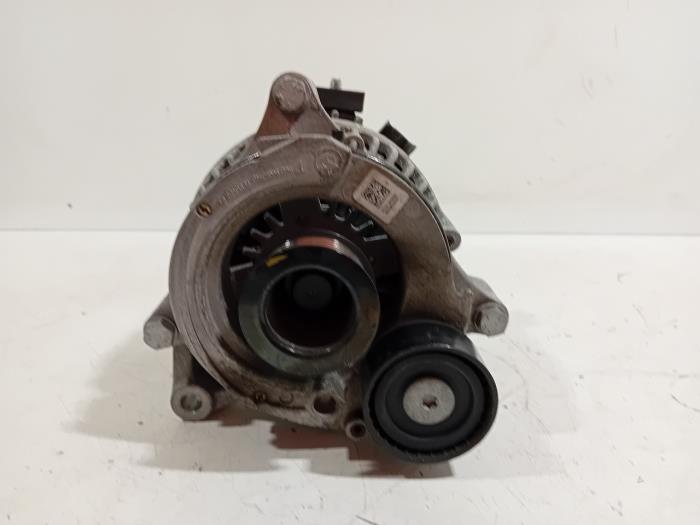 Dynamo van een BMW M1 2021