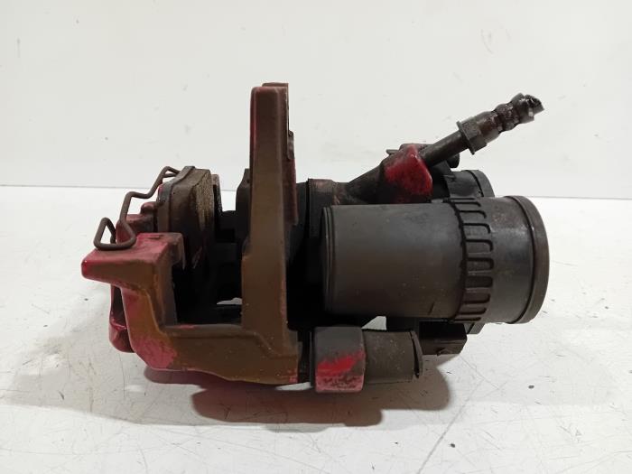 Remklauw (Tang) rechts-achter van een Mini ONE 2021