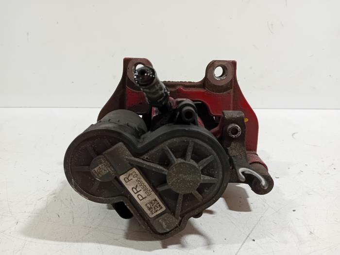 Remklauw (Tang) rechts-achter van een Mini ONE 2021