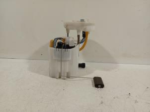 Gebruikte Brandstofpomp Elektrisch Mini Mini Prijs € 55,00 Margeregeling aangeboden door Van der Ven Autorecycling B.V.