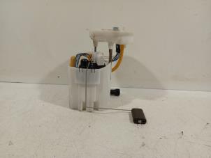 Gebruikte Tank element Pomp BMW 2-Serie Prijs € 55,00 Margeregeling aangeboden door Van der Ven Autorecycling B.V.
