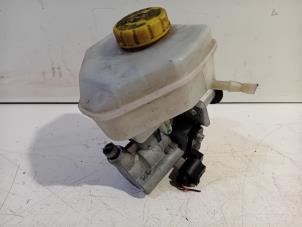 Gebruikte Hoofdremcilinder Porsche Cayenne Prijs € 41,00 Margeregeling aangeboden door Van der Ven Autorecycling B.V.