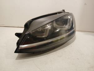 Gebruikte Koplamp links Volkswagen E-Golf Prijs € 295,00 Margeregeling aangeboden door Van der Ven Autorecycling B.V.