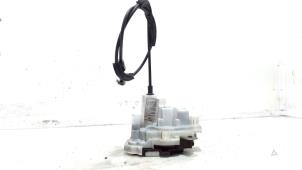 Gebruikte Slotmechaniek Portier 4Deurs rechts-voor Ford KA Prijs € 15,00 Margeregeling aangeboden door Van der Ven Autorecycling B.V.