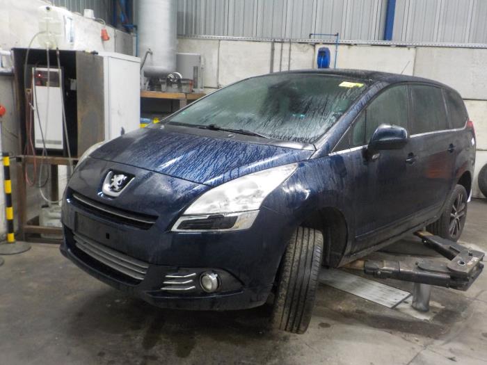 Stuurbekrachtiging Pomp van een Peugeot 3008 2010