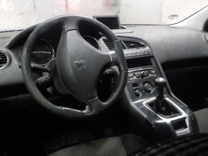 Stuurbekrachtiging Pomp van een Peugeot 3008 2010