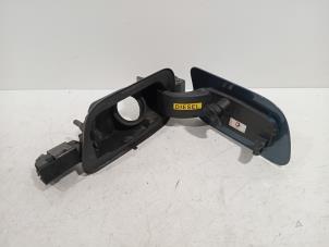 Gebruikte Tank Klep Citroen C4 Grand Picasso Prijs € 30,00 Margeregeling aangeboden door Van der Ven Autorecycling B.V.