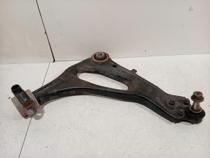 Gebruikte Draagarm rechts-voor Mercedes Vito Prijs € 80,00 Margeregeling aangeboden door Van der Ven Autorecycling B.V.