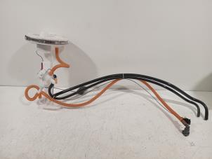 Gebruikte Tankvlotter BMW Z4 Prijs € 55,00 Margeregeling aangeboden door Van der Ven Autorecycling B.V.