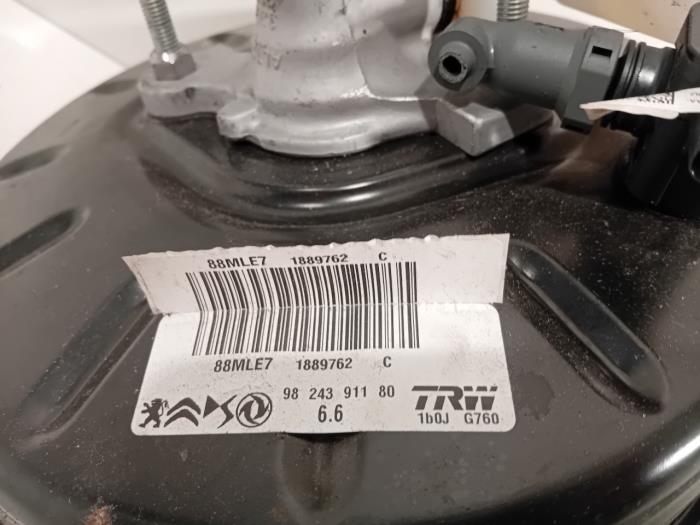 Rembekrachtiger van een DS Automobiles DS3 Crossback 2022