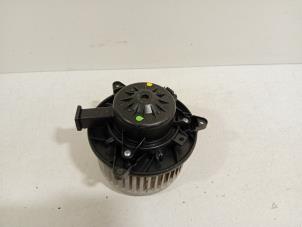 Gebruikte Blower Opel Insignia Prijs € 25,00 Margeregeling aangeboden door Van der Ven Autorecycling B.V.