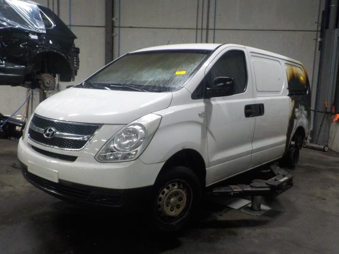 Schokdemperpoot links-voor van een Hyundai H200 2008