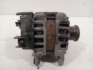 Gebruikte Dynamo Dacia Sandero Prijs € 85,00 Margeregeling aangeboden door Van der Ven Autorecycling B.V.