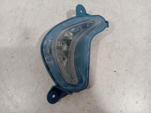 Gebruikte Dagrijverlichting rechts Renault Zoe Prijs € 120,00 Margeregeling aangeboden door Van der Ven Autorecycling B.V.