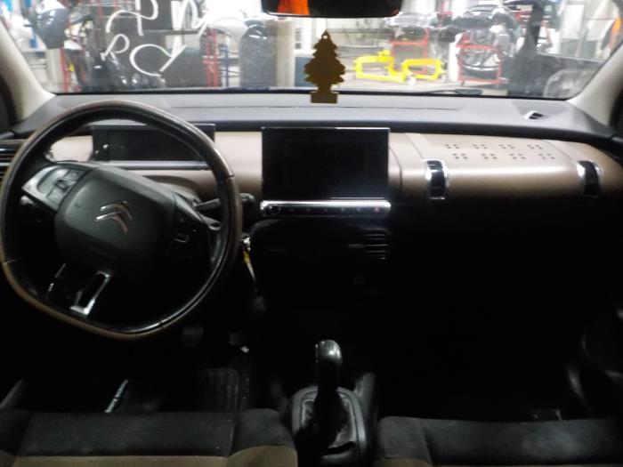 Intercooler van een Citroen Berlingo 2015