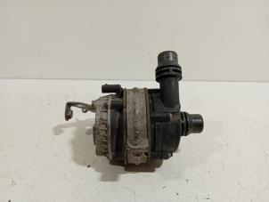 Gebruikte Waterpomp Mercedes GLK-Klasse Prijs € 60,00 Margeregeling aangeboden door Van der Ven Autorecycling B.V.