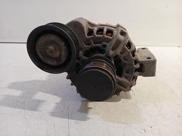 Dynamo van een Landrover Freelander 2016