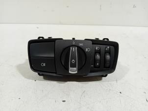 Gebruikte Licht Schakelaar BMW M1 Prijs € 30,00 Margeregeling aangeboden door Van der Ven Autorecycling B.V.