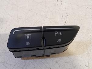 Gebruikte PDC Schakelaar Ford C-Max Prijs € 20,00 Margeregeling aangeboden door Van der Ven Autorecycling B.V.