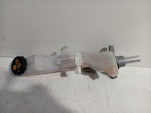 Gebruikte Hoofdremcilinder Mazda 6 Prijs € 50,00 Margeregeling aangeboden door Van der Ven Autorecycling B.V.