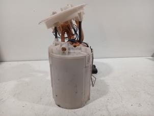 Gebruikte Tank element Pomp Audi Q5 Prijs € 105,00 Margeregeling aangeboden door Van der Ven Autorecycling B.V.