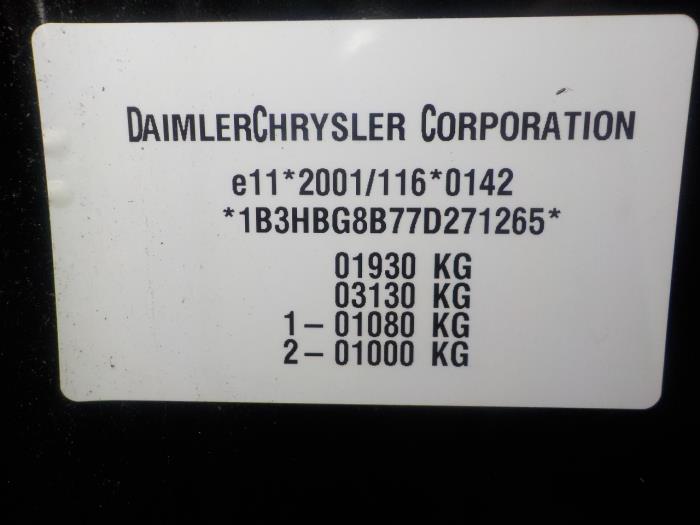 Motor van een Dodge Avenger 2007