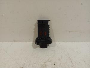 Gebruikte Luchtmassameter BMW Z4 Prijs € 50,00 Margeregeling aangeboden door Van der Ven Autorecycling B.V.