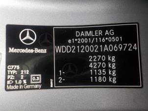 Deurslotaandrijving 2047201535, voor Mercedes Benz W204 C300 C350 W212 E350 E550 Linksvoor A2047201535