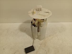 Gebruikte Tank element Pomp Smart Fortwo Prijs € 25,00 Margeregeling aangeboden door Van der Ven Autorecycling B.V.