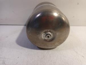 Gebruikte Tank Mercedes GLE Prijs € 45,00 Margeregeling aangeboden door Van der Ven Autorecycling B.V.