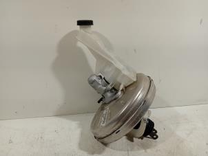 Gebruikte Rembekrachtiger Mercedes GLA Prijs € 50,00 Margeregeling aangeboden door Van der Ven Autorecycling B.V.