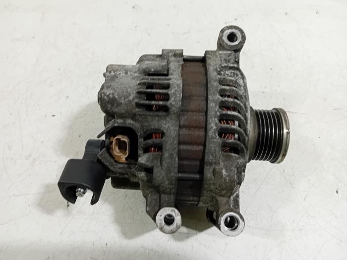 Dynamo van een Peugeot 207 2012